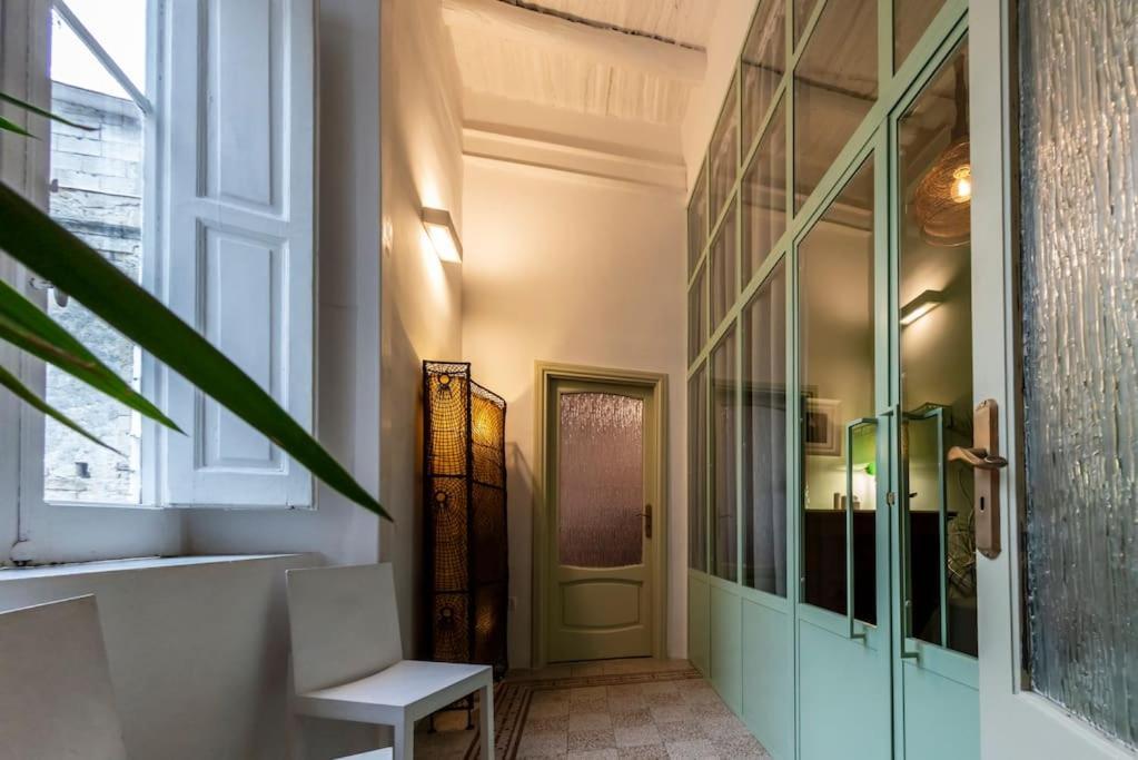 Charming Apartment With Balcony In The Historic Center Neapel Exterior foto