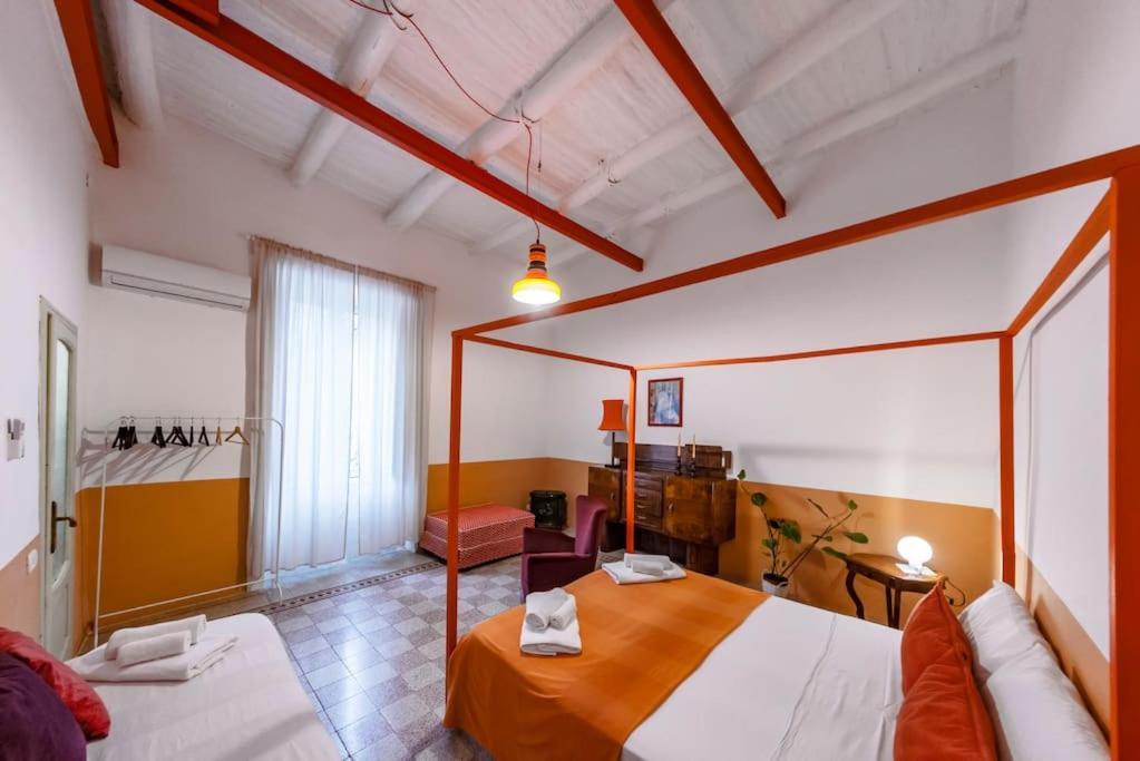 Charming Apartment With Balcony In The Historic Center Neapel Exterior foto
